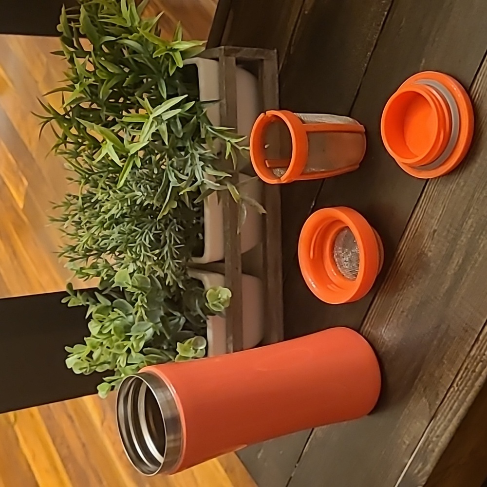 David's Tea travel mug